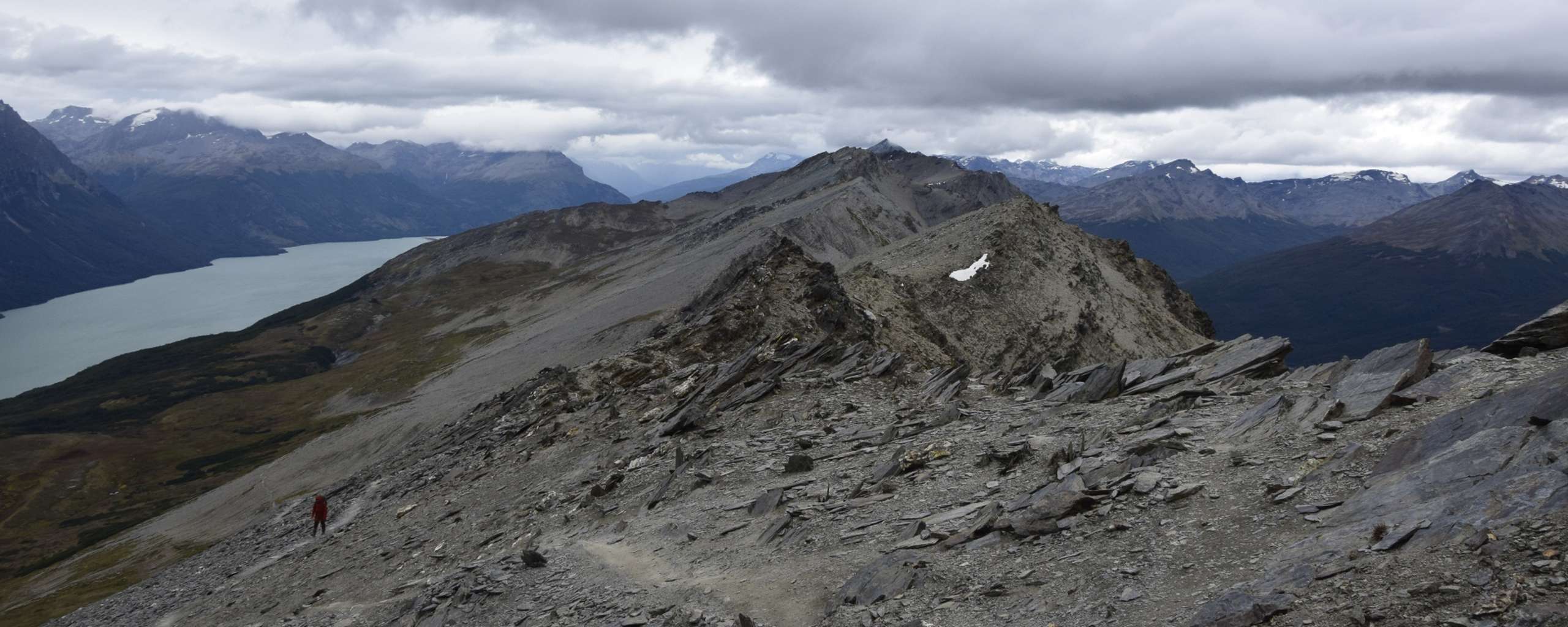 Sendero Cerro Guanaco, Tierra del Fuego Banner